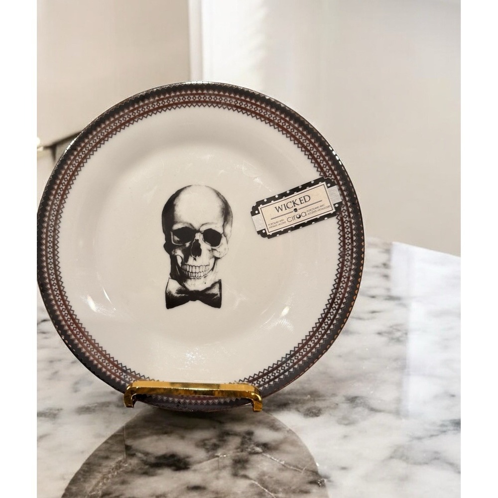Five Ciroa WICKED Salad Plates 7-1/2" Skull Elegant Silver Goth Halloween - Picture 2 of 8
